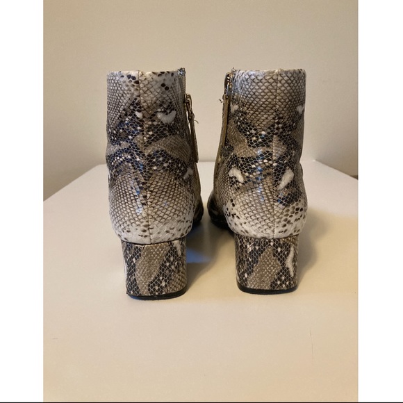 Zara Trafaluc cap toe faux snakeskin bootie size US 6.5 - Picture 8 of 10